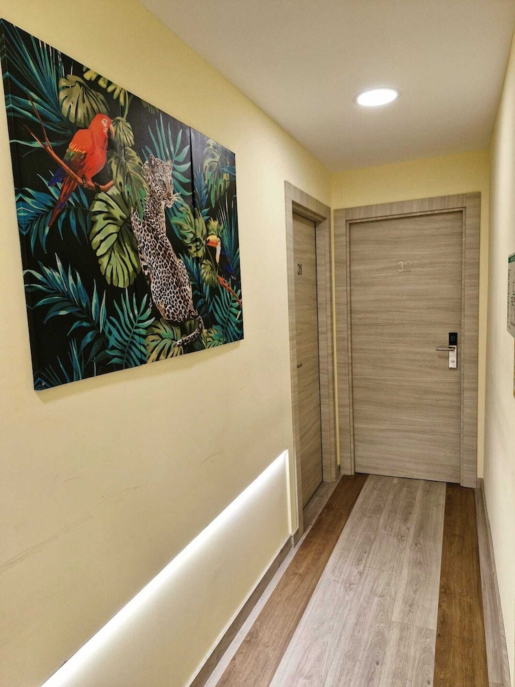 Feeling Home - Suites&Rooms