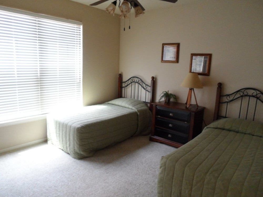 Ip60182 - Bella Piazza Resort - 3 Bed 3 Baths Condo view 4