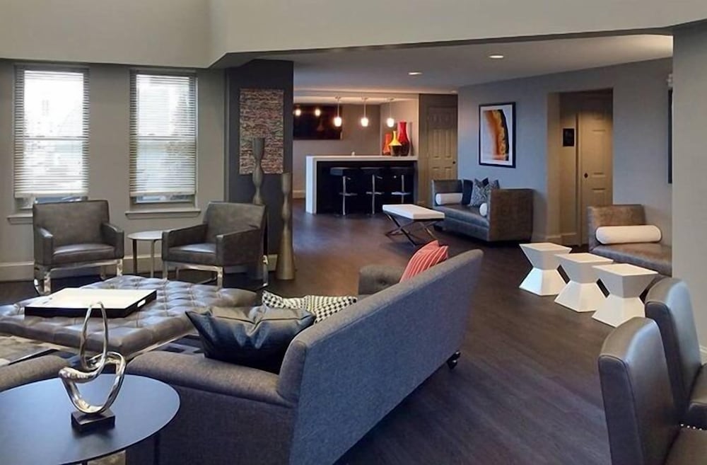 Weichert Suites at Andover House