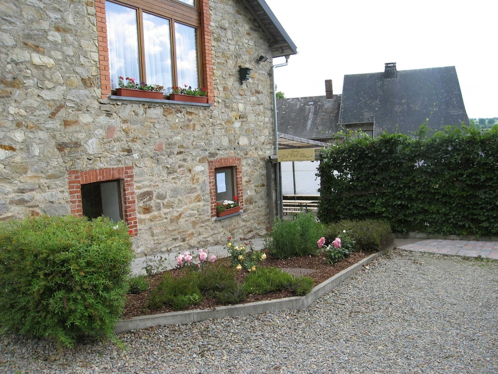 Photo 19
