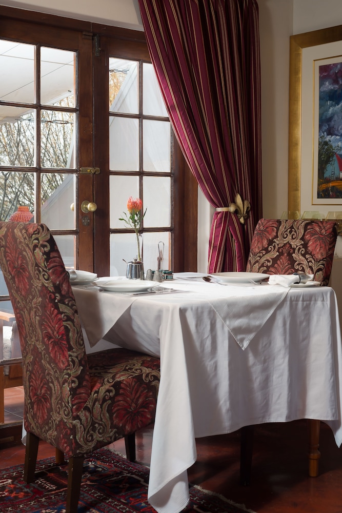 Bohemian Guesthouse & Bohemian Wellness & Spa