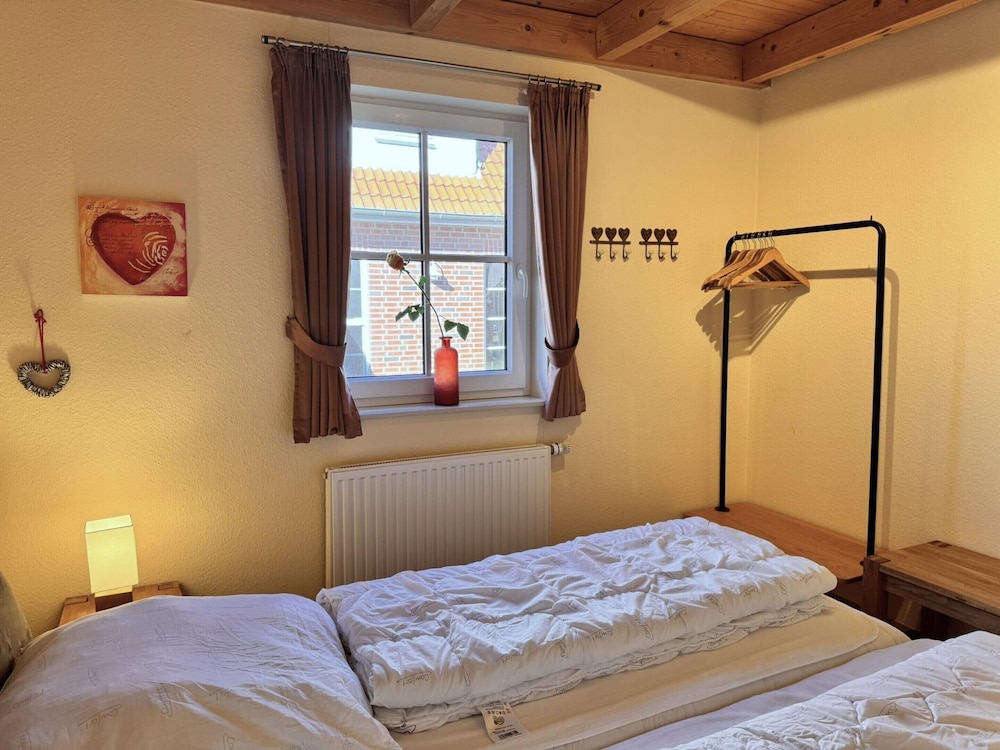 Ferienhaus mit Viel Platz in Burhave