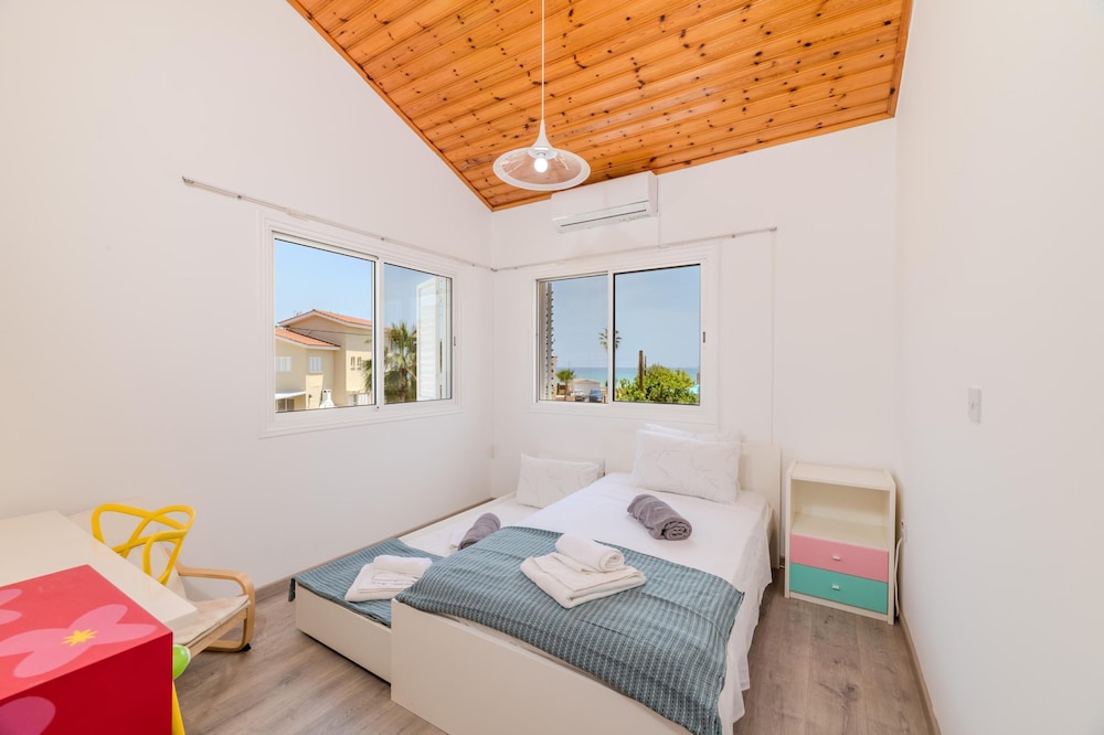 La Casa De Louie in Ayia Napa