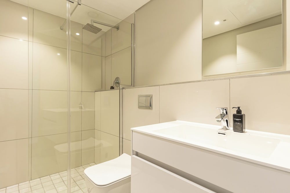 Docklands Deluxe Apartments by ITC Hospitality