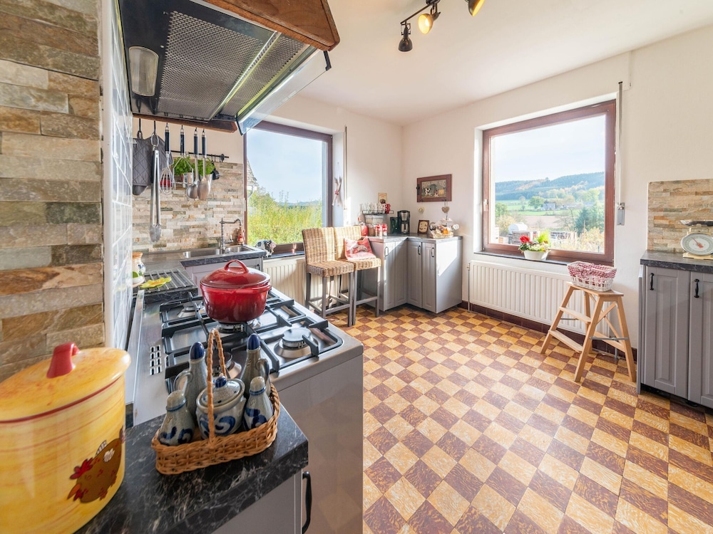 Farmhouse Kalys in Vielsalm With 180° View of the Forest