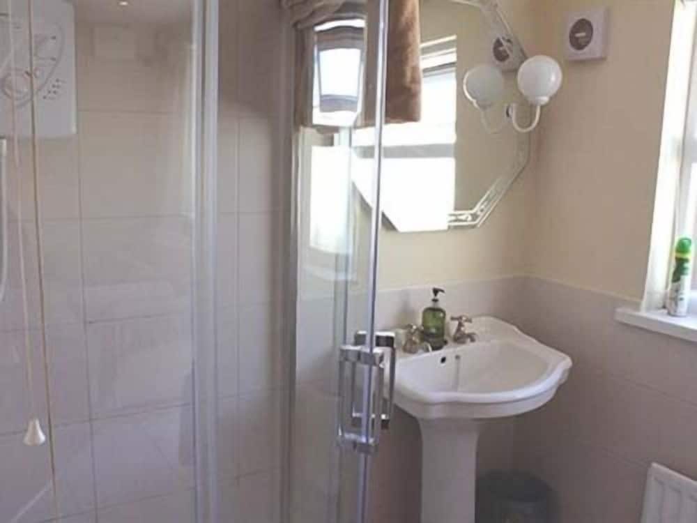 Brae-mar Bed & Breakfast
