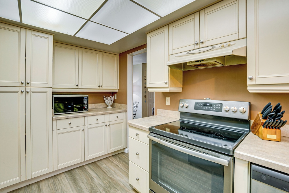 Fishing, Beach, Pool Fun! Rotonda West Family Home
