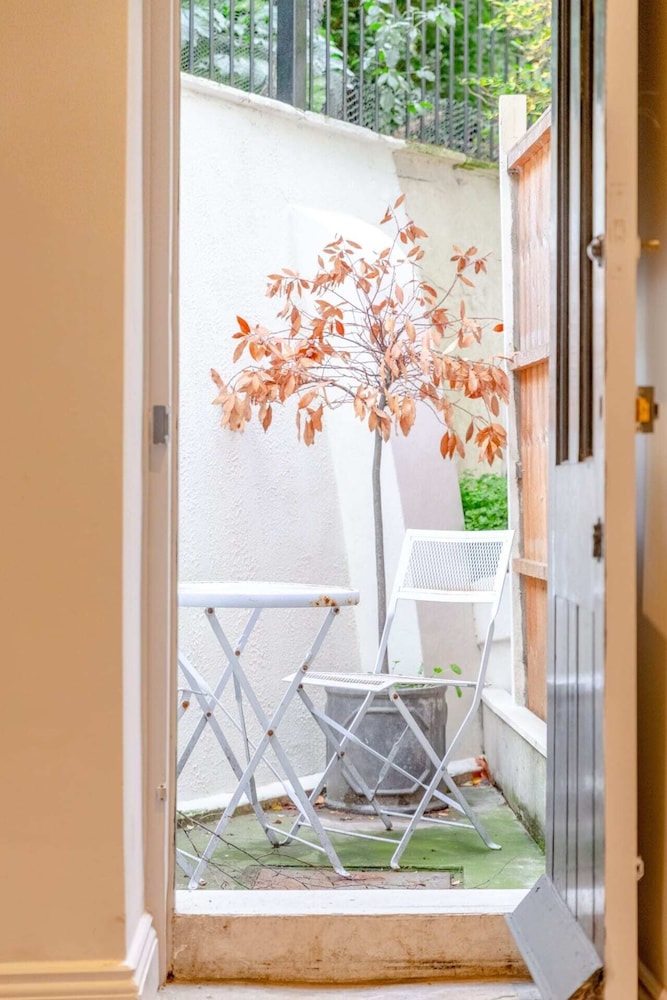 Central 2 Bedroom Flat Near Hyde Park