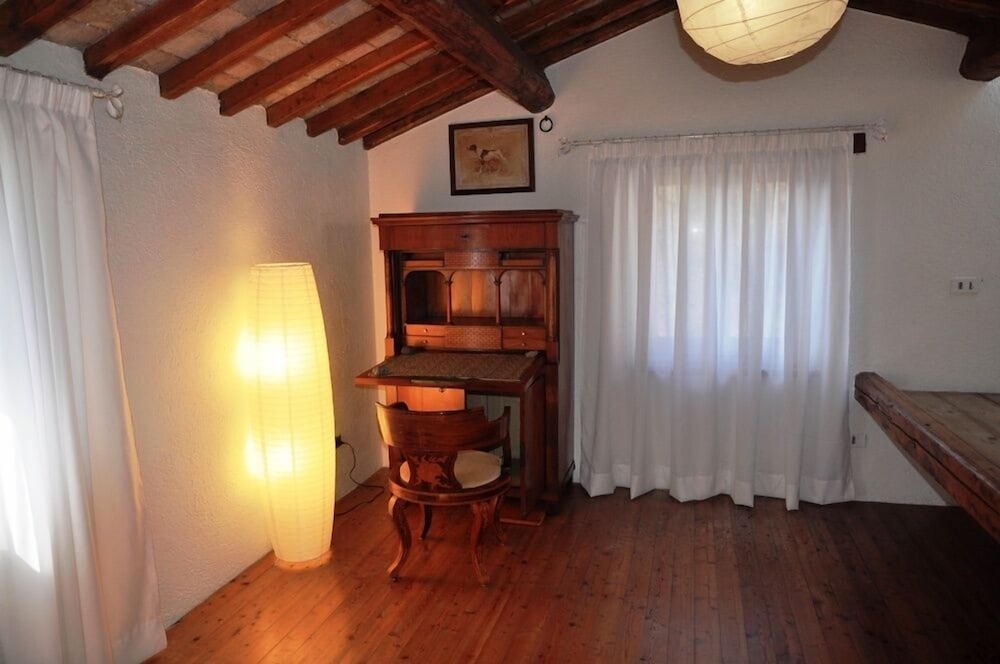 Photo 46
