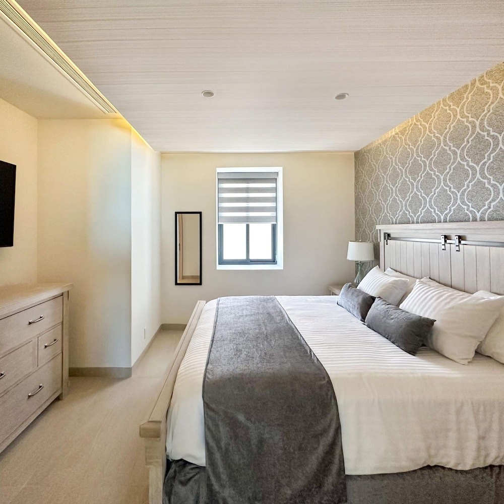 Brand New 6 Bedroom Penthouse