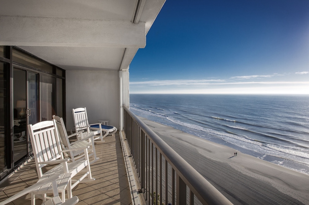 Brigadune 12f 3 Bedroom Condo