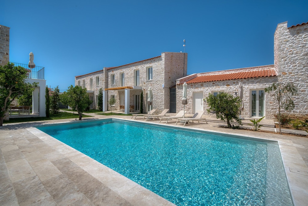 Petroulas Village