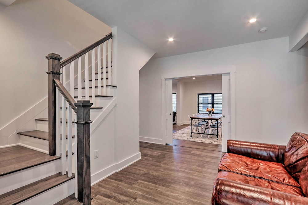 Updated Downtown Red Bank Home 5 Mi to Beach! view 2