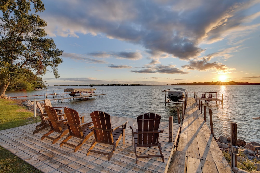 Dog-friendly! Silver Lake Escape Near Boat Ramp