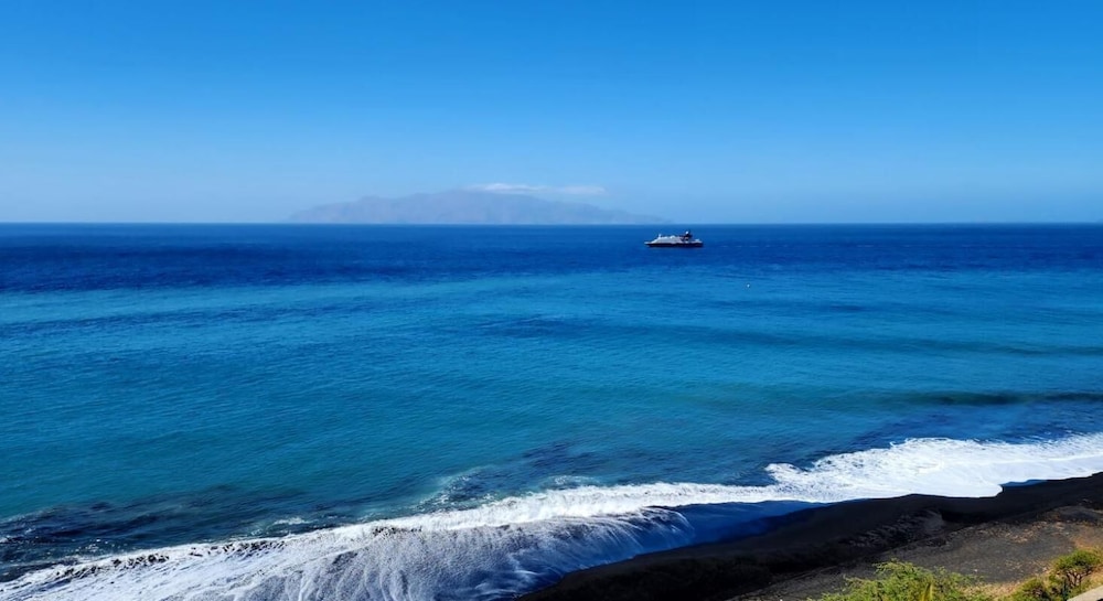 Casinha Nova - Entire Home With City & Ocean View in Sao Filipe