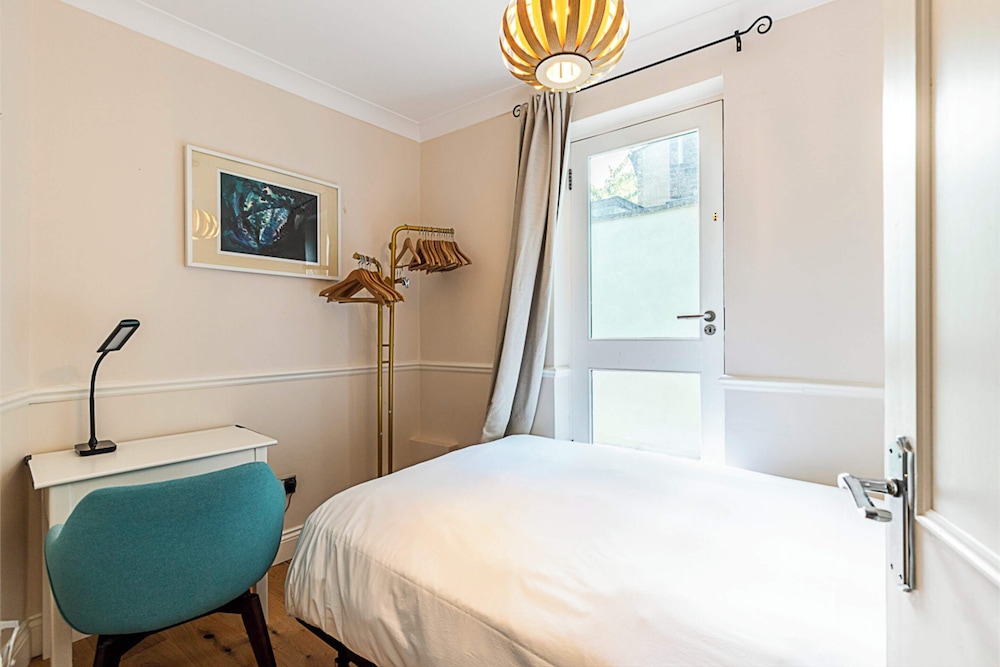 Charming London Retreat
