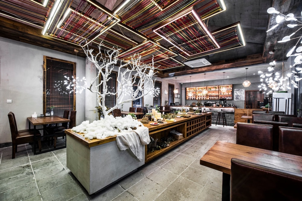 Go Native Downtown House Ningbo