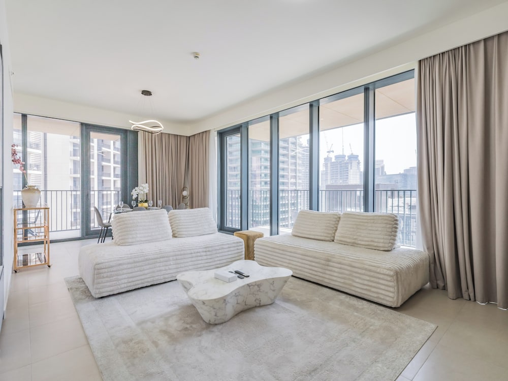 BLVD Heights Residences - Downtown