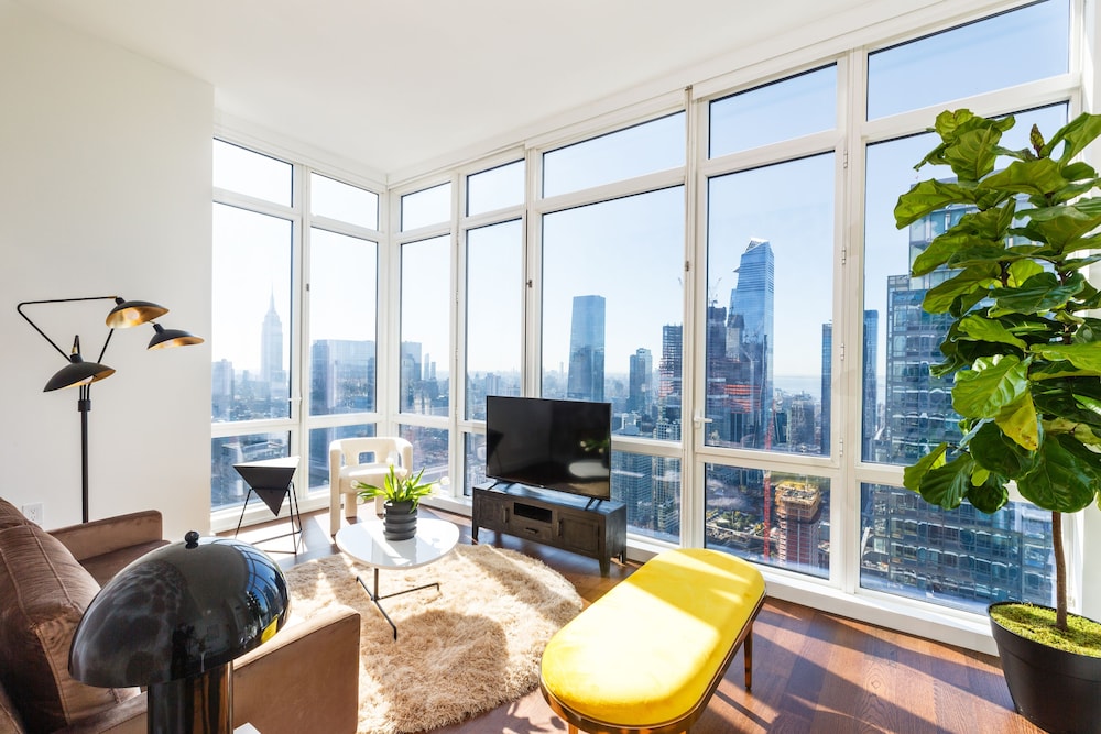 Ny Finest Luxury Apartment