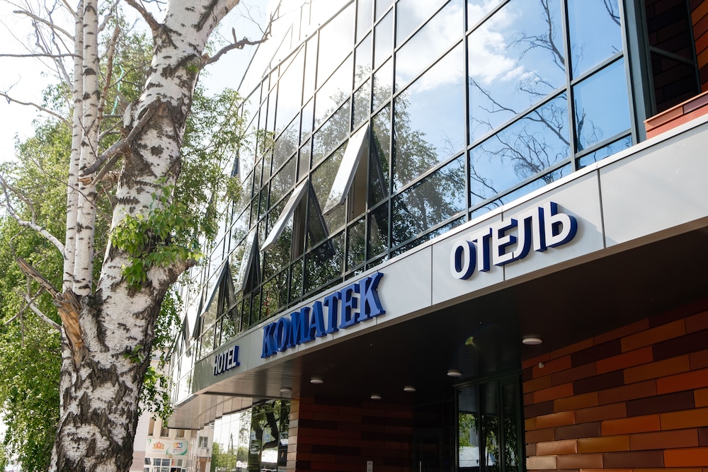 Komatek Hotel