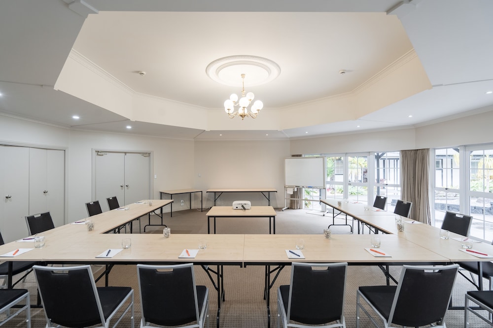 meeting & event spaces