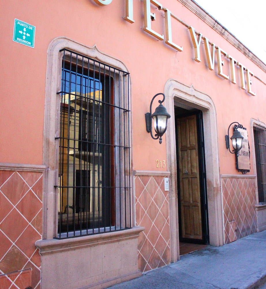 Hotel Yvette - Image 1