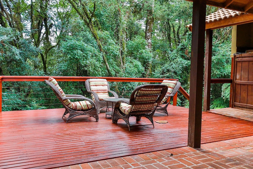 Locar-in Gramado Tríplex Laje de Pedra