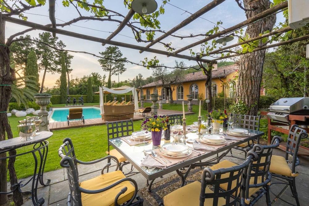 Villa Petra in Lucca view 5