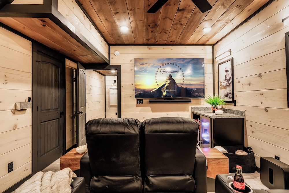 Smith Creek Reserve Luxury Cabins