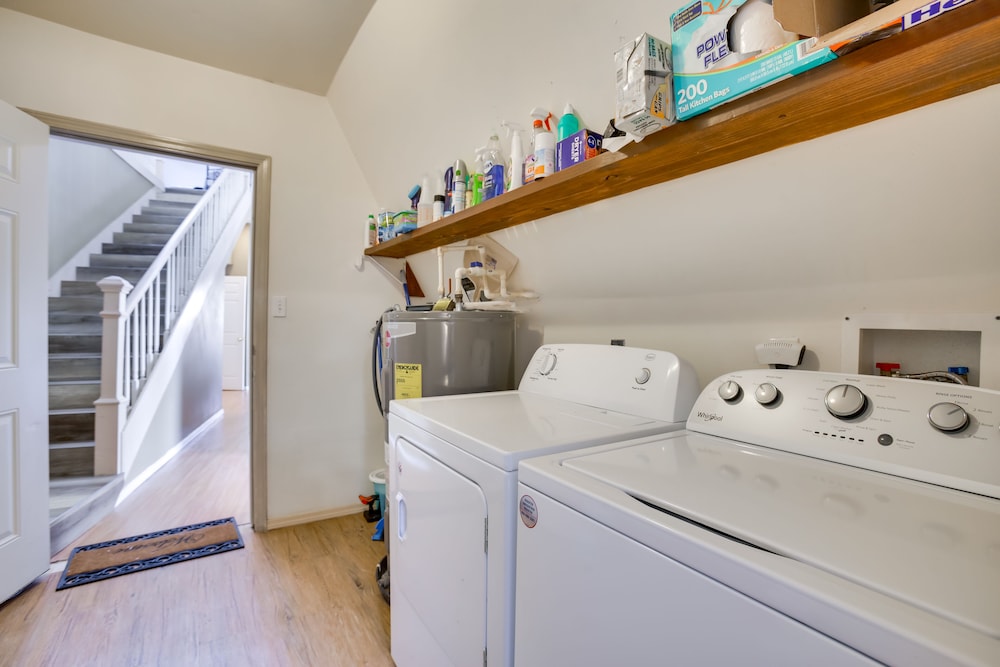 Quiet, Quirky Country Escape Near Pearl River! view 3