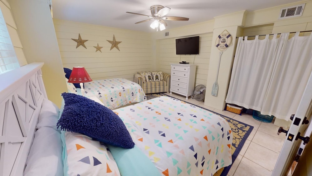 6 Waterside Walk by Tybee Vacation Rentals
