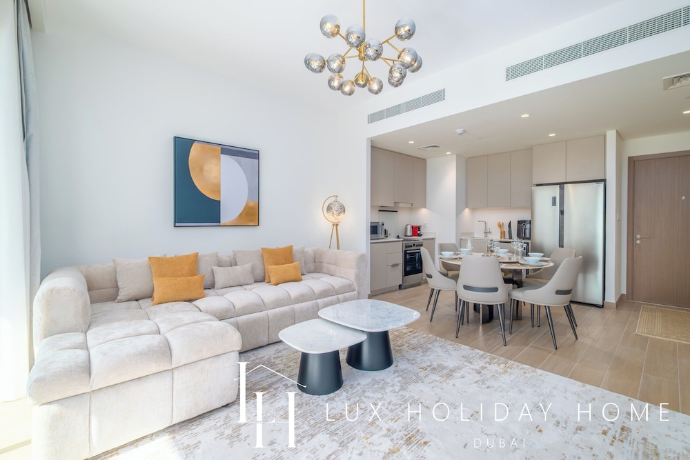 LUX The Orchid Creek Beach Suite
