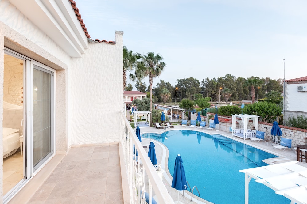 Alaroof Otel - Image 11