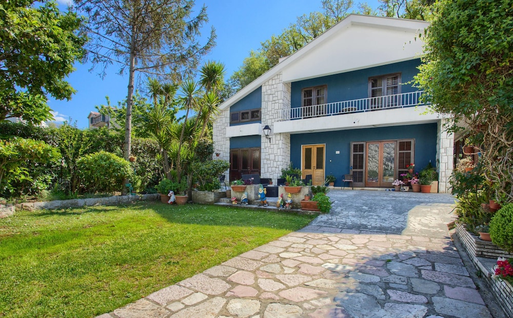 Apartments Ivanovic