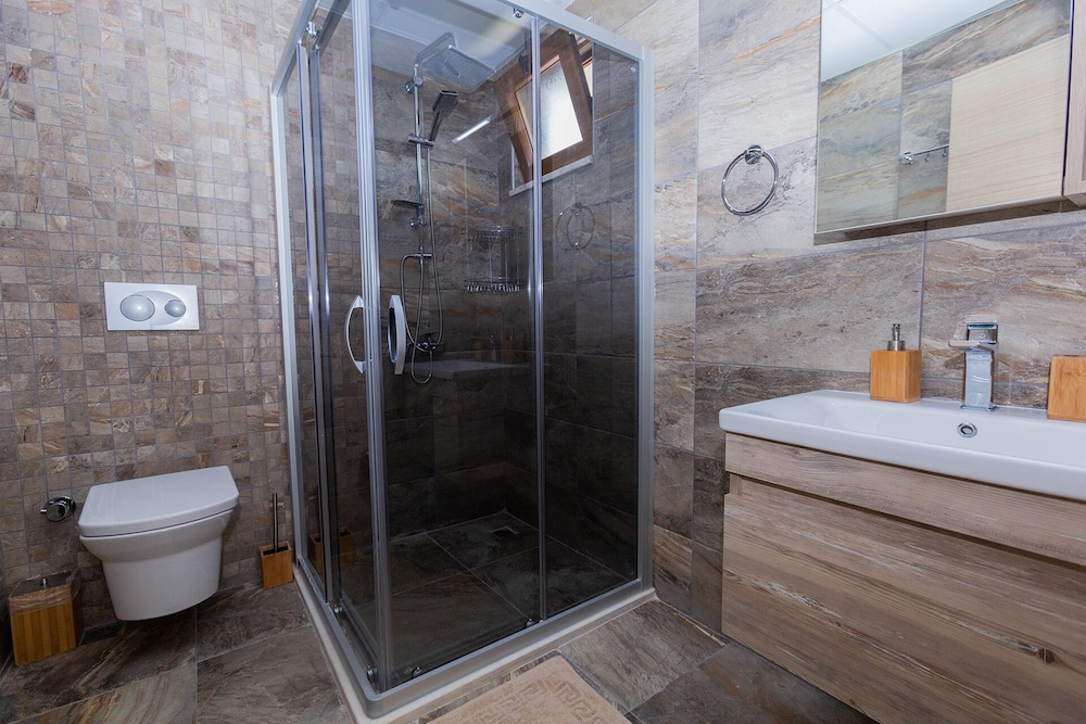 Photo 38