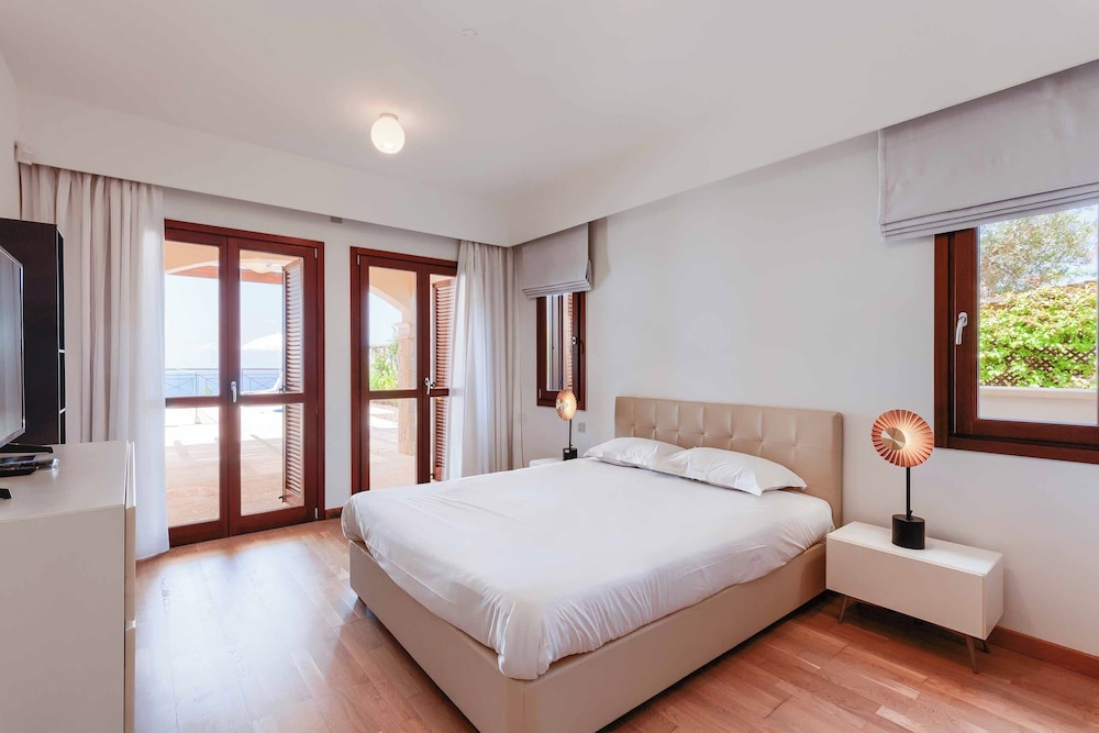 Aphrodite Hills Mythos Collection Villa Av05