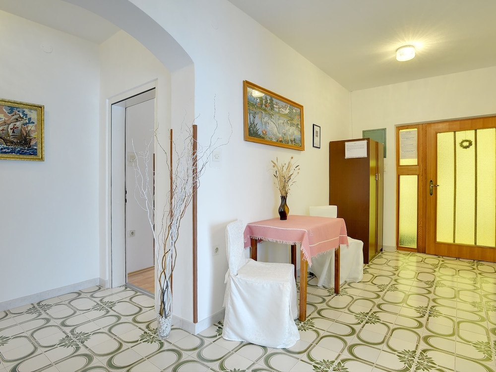 Apartment in Medulin Near Sandy Beaches view 2