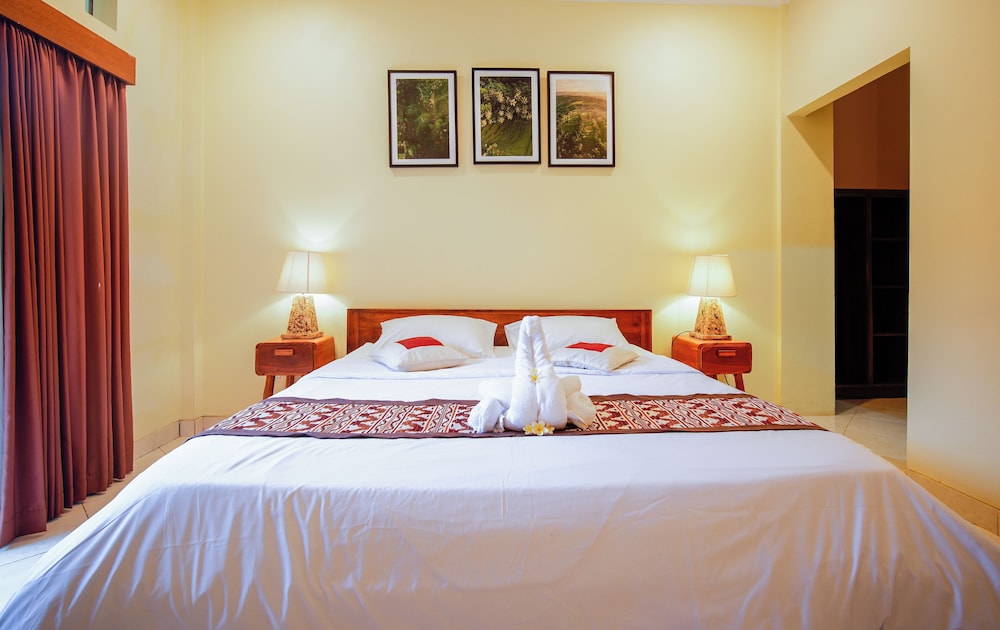 Shana Homestay by EPS