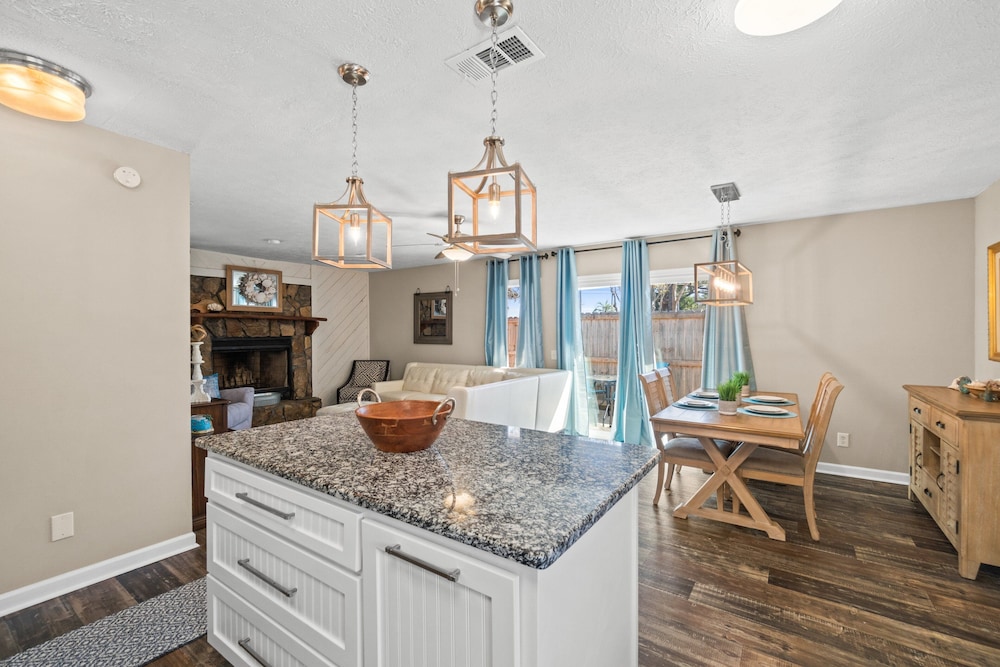 Beachy Bonanza by Book That Condo