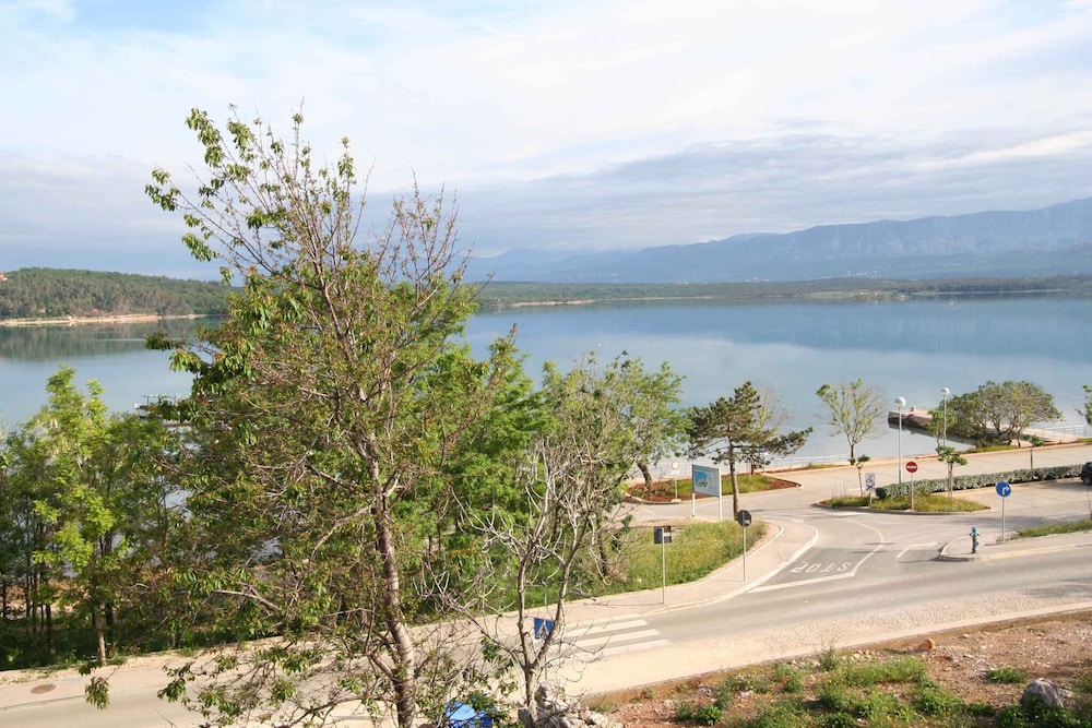 Apartments in Malinska/insel Krk 12469