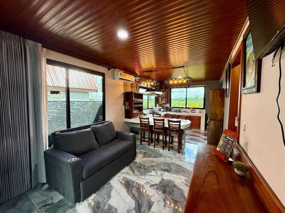 Nayari Arenal Farmstay A-frame Chalet La Fortuna