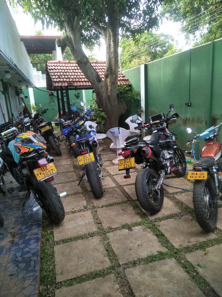 Photo 28