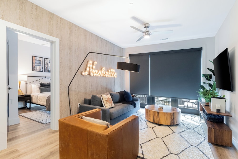 The Odyssey Apartments – by AvantStay Designer Stay in Midtown