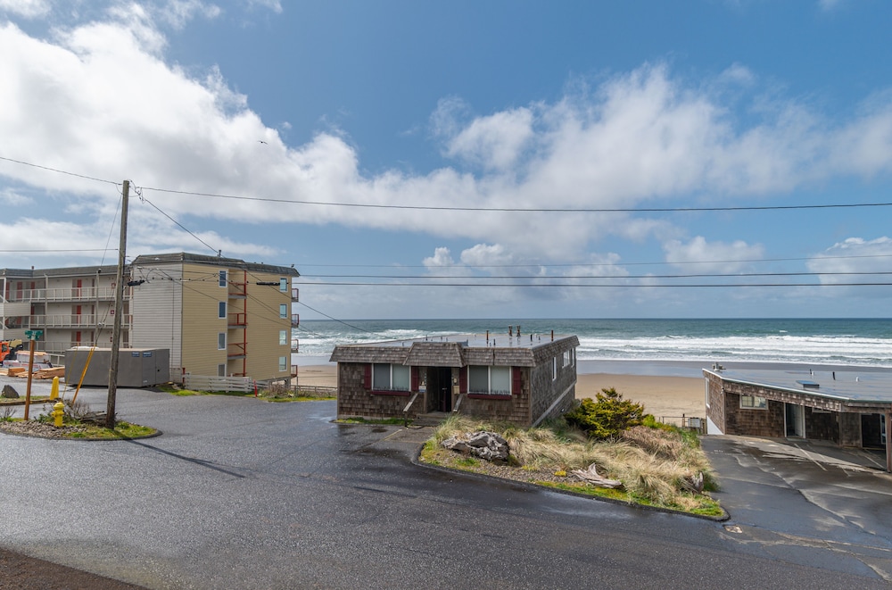 Lincoln City Vacations - Surftides Plaza Rentals - Property Image 209