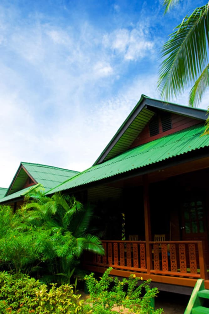 Dreamland Resort