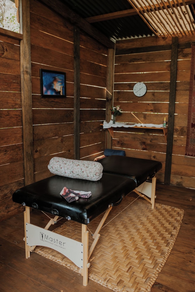 Saasil Retreat
