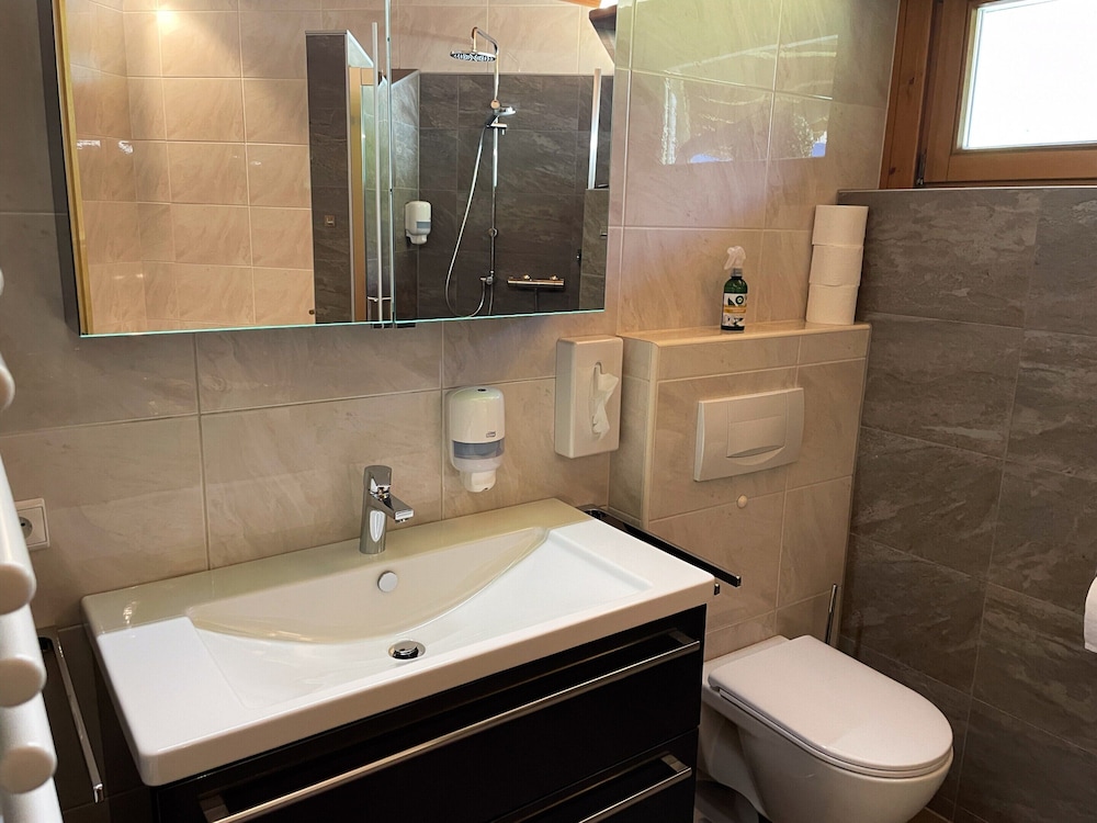 Chalet Leutasch With Ski Trail & Mountain Views