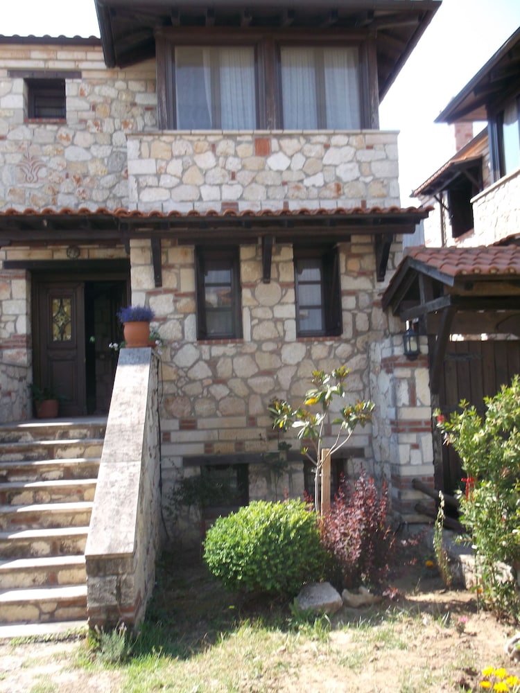 Photo 18