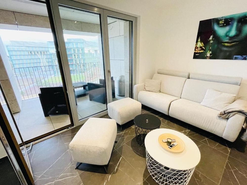 Luxury Flat with Parking & Large Terrace view 3