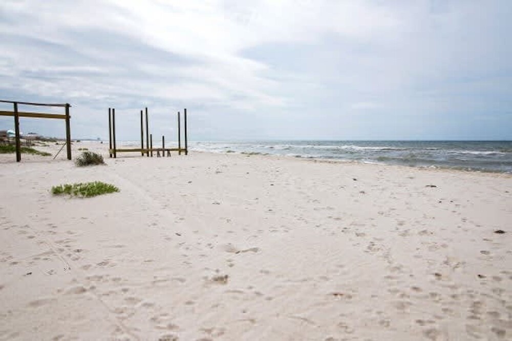 Beachfront 18bed Pool Easybreezy
